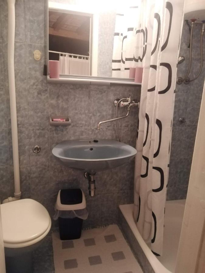 Apartment Nada Povlja  Eksteriør billede