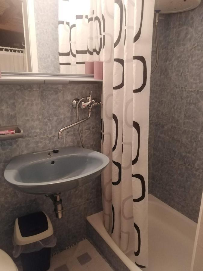 Apartment Nada Povlja  Eksteriør billede